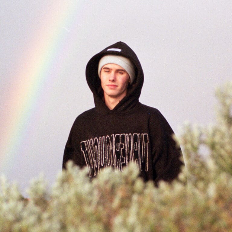 2 Ownlife 2025 Press shot Photographer Michael Russ copy 768x768