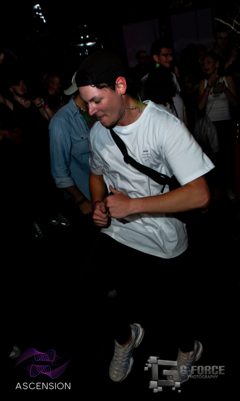 518356561 1309509074508029 4967354725955295892 n 768x1283