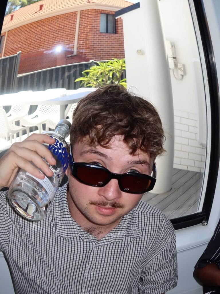 Track of the Week: PHA2E... Architecture, UKG, and Basement Raves